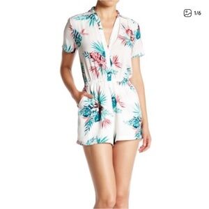 B.B. Dakota Aleena Shortsleeve Romper